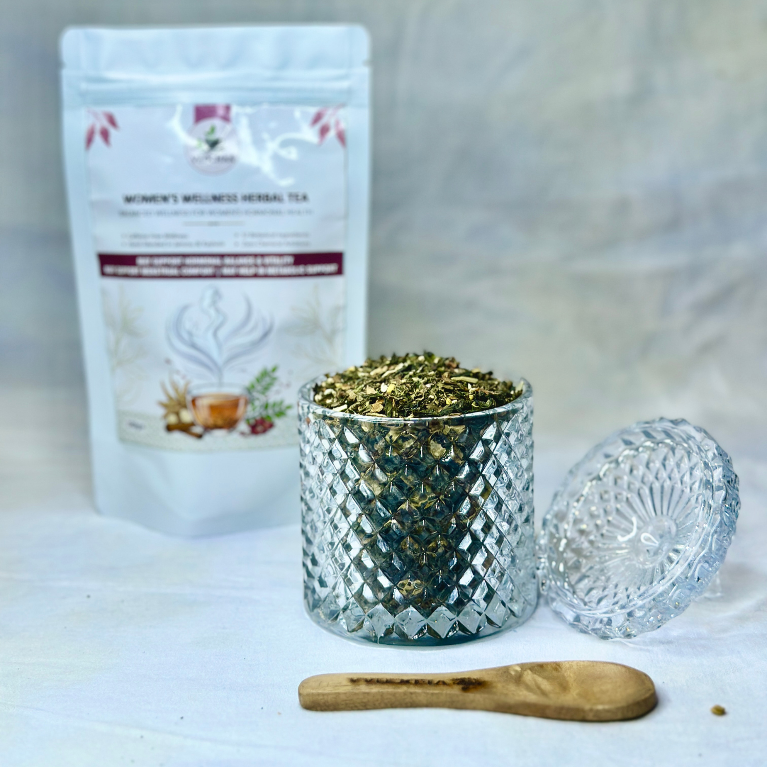 Women's Wellness Tea – Shatavari, Ashoka & Cinnamon Herbal Blend for Hormonal Balance, PCOS & Overall Wellness